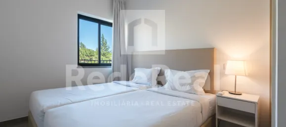 Apartamento de 3 dormitorios en Mexilhoeira Grande, Portugal No. 153673 42