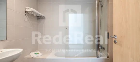 Apartamento de 3 dormitorios en Mexilhoeira Grande, Portugal No. 153673 27