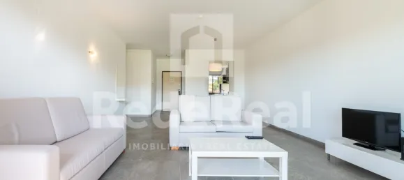 Apartamento de 3 dormitorios en Mexilhoeira Grande, Portugal No. 153673 12