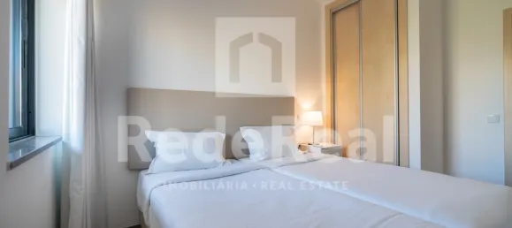 Apartamento de 3 dormitorios en Mexilhoeira Grande, Portugal No. 153673 44