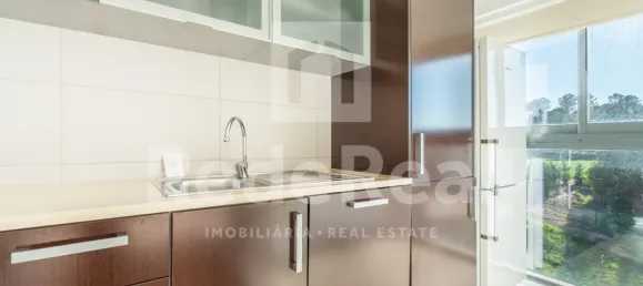 Apartamento de 3 dormitorios en Mexilhoeira Grande, Portugal No. 153673 25