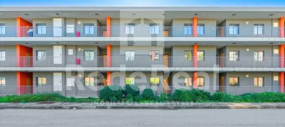 Apartamento de 3 dormitorios en Mexilhoeira Grande, Portugal No. 153673 41