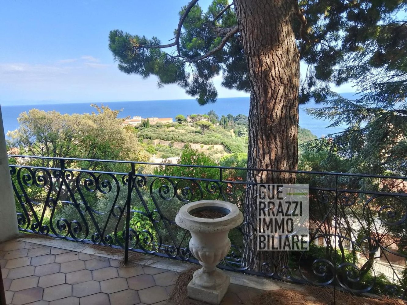 11 rooms Villa in Albissola Marina, Italy No. 276489