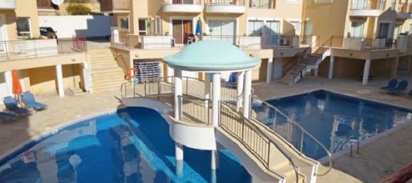2 bedrooms Apartment in Paphos, Cyprus No. 1422 2
