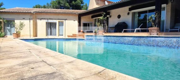 4 Schlafzimmer Villa in Uzes, France, Nr. 291098 9