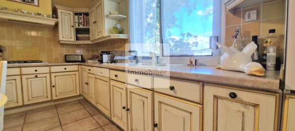 4 Schlafzimmer Villa in Uzes, France, Nr. 291098 8