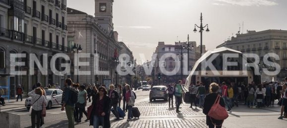 3 bedrooms Apartment in Madrid, Spain No. 127740 12