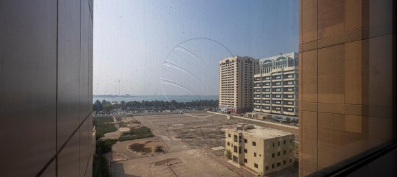 Escritório em Al Khalidiya, UAE 563 m² N.º 29291 2