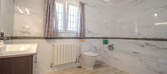 5 bedrooms Villa in Alhaurin el Grande, Spain No. 139197 31