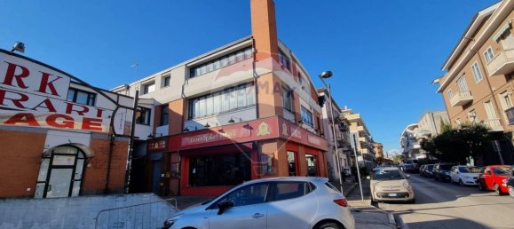 1 room Commercial property in Pescara, Italy No. 164731 5
