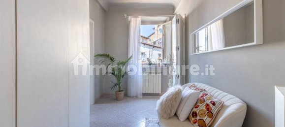 2 Schlafzimmer Wohnung in Lucca, Italy, Nr. 302359 8