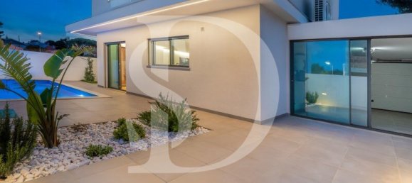 4 bedrooms House in Cascais, Portugal No. 118868 7