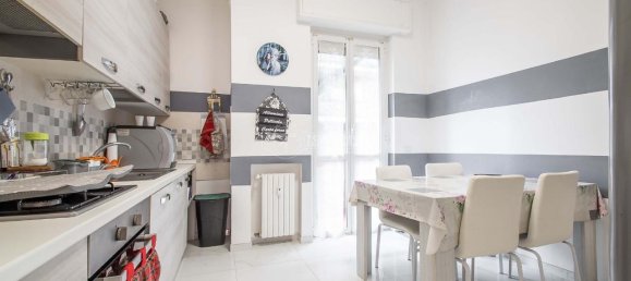 3 rooms Apartment in Cusano Milanino, Italy No. 92801 8