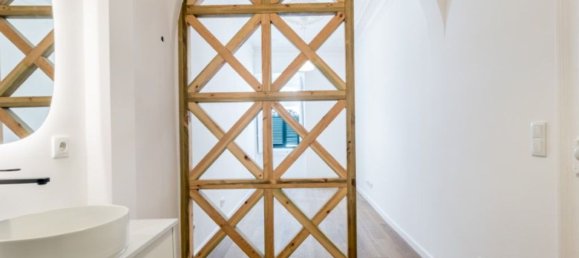 2 bedrooms Apartment in Lisbon, Portugal No. 92615 11