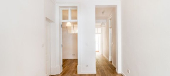 2 bedrooms Apartment in Lisbon, Portugal No. 92615 5