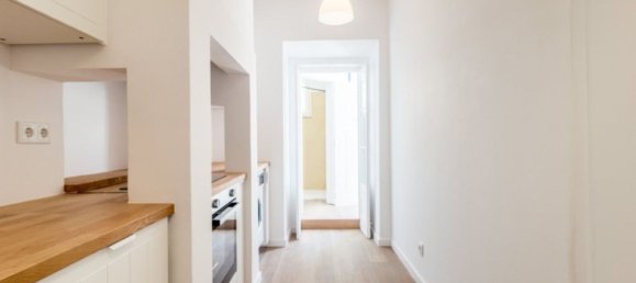 2 bedrooms Apartment in Lisbon, Portugal No. 92615 18