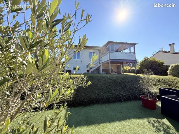 3 bedrooms House in Seine-Maritime, France No. 353013