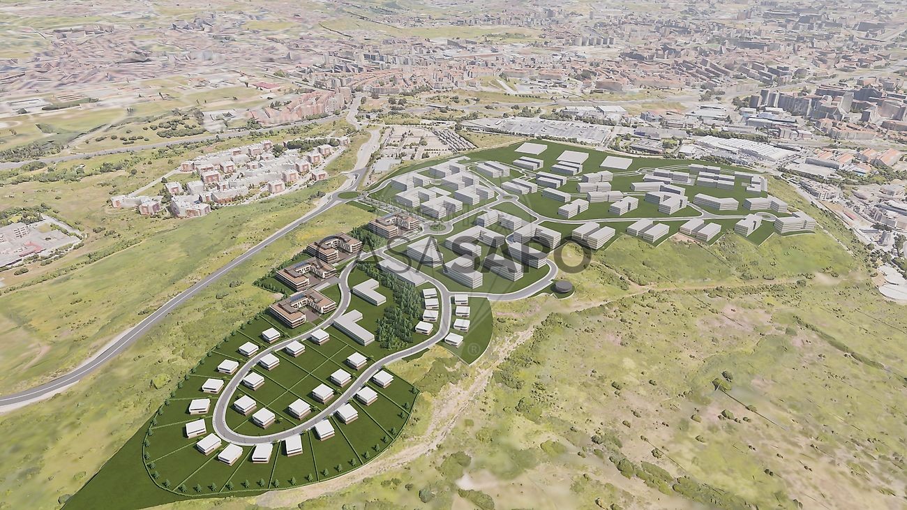  Land in Amadora, Portugal No. 241141