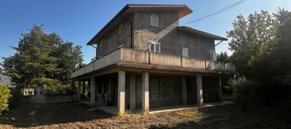 5-Zimmer Villa in Casoli, Italy, Nr. 306451 3