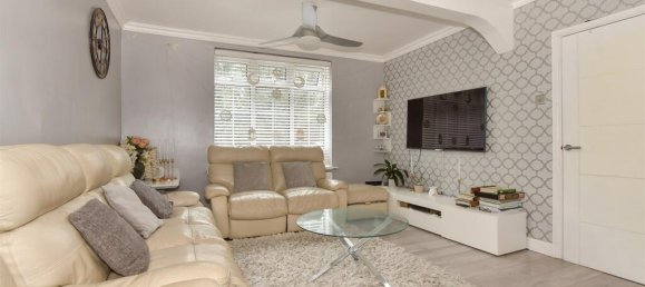 4 Schlafzimmer Haus in Chingford, United Kingdom, Nr. 3939 7