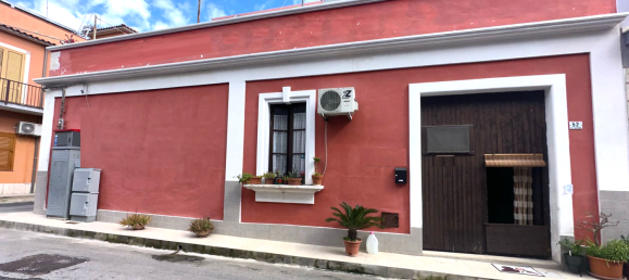 2 Schlafzimmer Haus in Avola, Italy, Nr. 29010 6