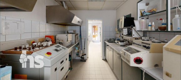 15غرفة بناية في Saalekreis, Germany رقم 241537 17