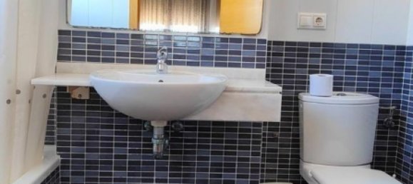 Apartamento de 2 dormitorios en Benidorm, Spain No. 143340 11