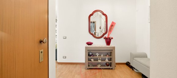 3 bedrooms Apartment in Milan, Italy No. 357906 14