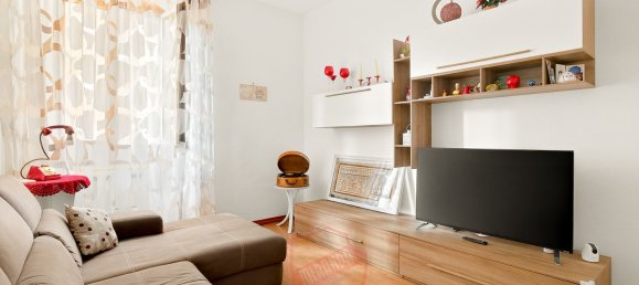 3 bedrooms Apartment in Milan, Italy No. 357906 2