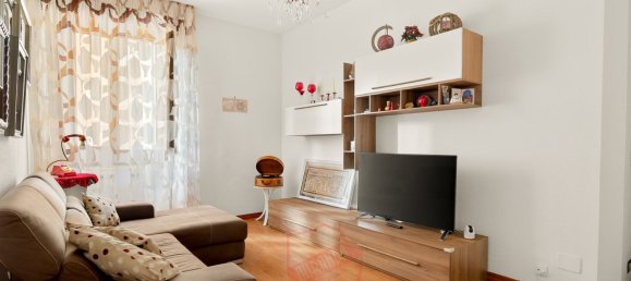 3 bedrooms Apartment in Milan, Italy No. 357906 17