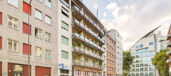 3 bedrooms Apartment in Milan, Italy No. 357906 21