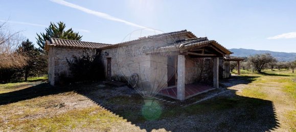 3 bedrooms House in Peraboa, Portugal No. 66603 2