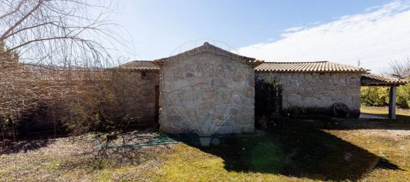 3 bedrooms House in Peraboa, Portugal No. 66603 3