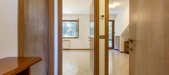 4 rooms Apartment in Sovicille, Italy No. 40414 19