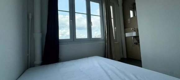 1 bedroom Apartment in Paris, France No. 309922 4