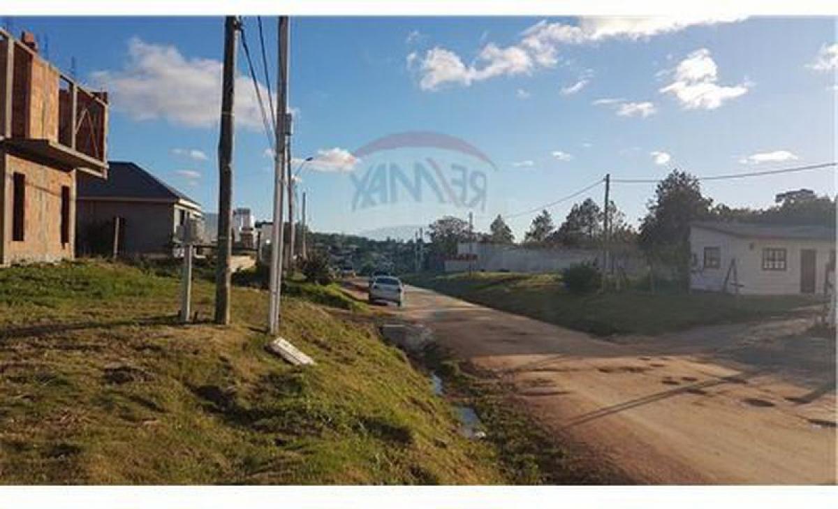 3 bedrooms House in Maldonado, Uruguay No. 11873