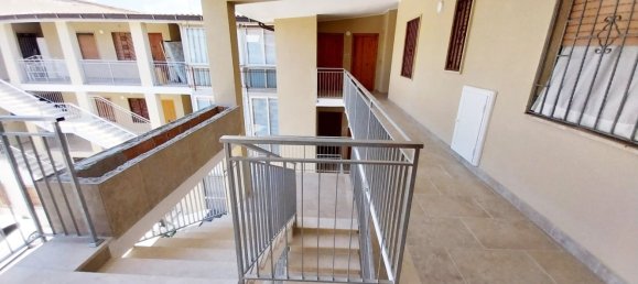 Apartamento de 3 divisões em Santa Maria del Cedro, Italy N.º 136461 2