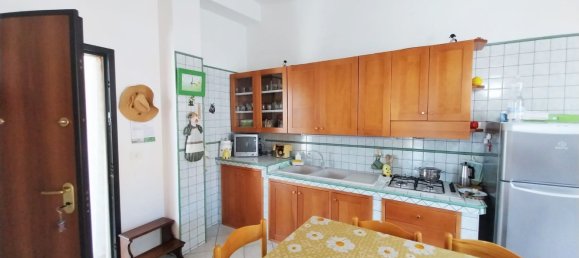 Apartamento de 3 divisões em Santa Maria del Cedro, Italy N.º 136461 5