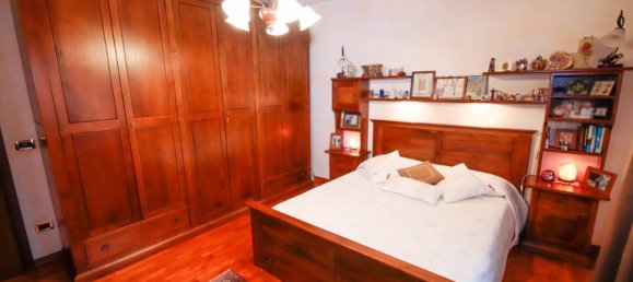 Apartamento de 6 divisões em Chivasso, Italy N.º 176878 9