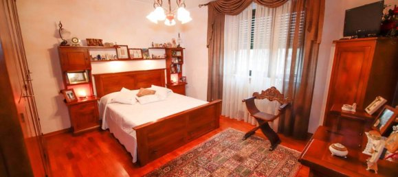 Apartamento de 6 divisões em Chivasso, Italy N.º 176878 8