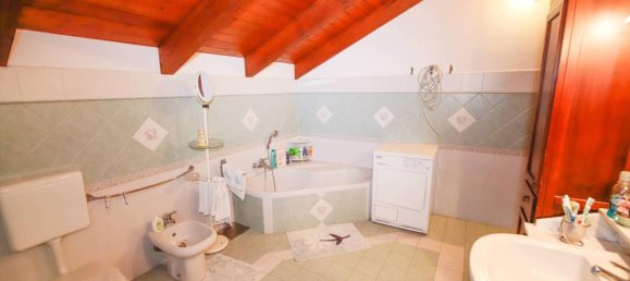 Apartamento de 6 divisões em Chivasso, Italy N.º 176878 18