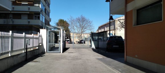 16m² Garage in Pescara, Italy No. 254440 4