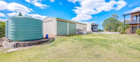 4 bedrooms House in Childers, Australia No. 211 26