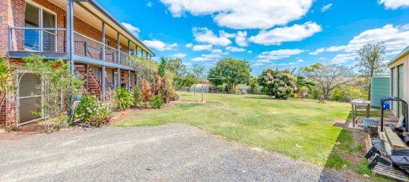 4 bedrooms House in Childers, Australia No. 211 25