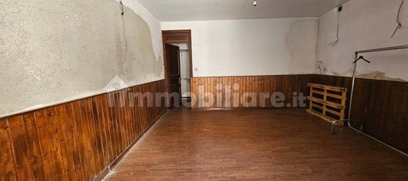 Замки и поместья с 3 спальнями в Монтальбано Эликона, Италия № 321018 24