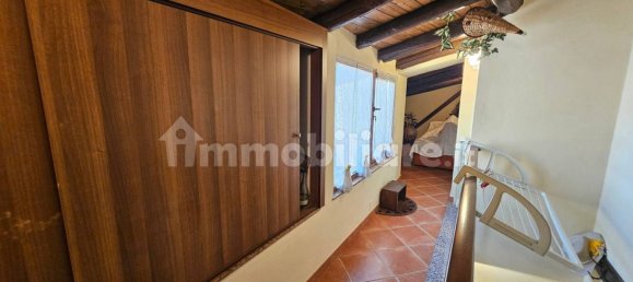 Замки и поместья с 3 спальнями в Монтальбано Эликона, Италия № 321018 16