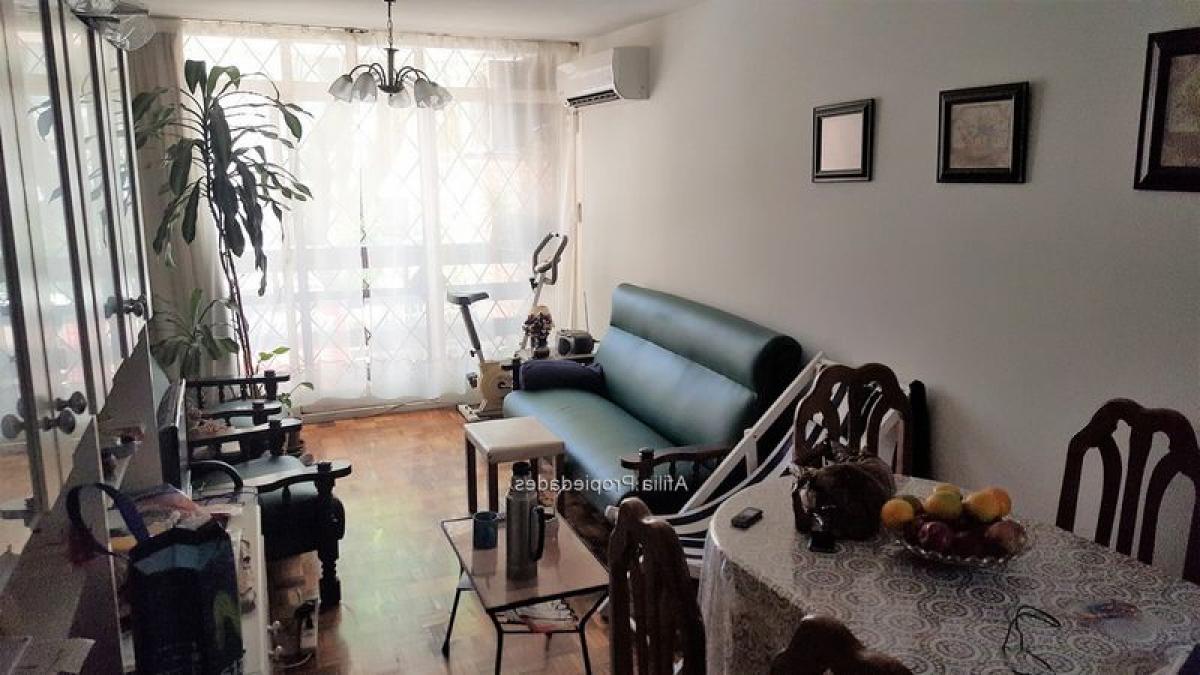 3 bedrooms Apartment in Montevideo, Uruguay No. 11609