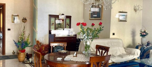 4 bedrooms Apartment in Messina, Italy No. 325091 8