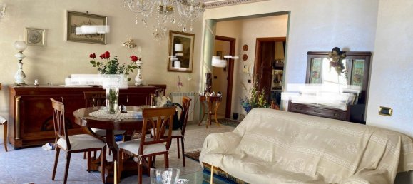 4 bedrooms Apartment in Messina, Italy No. 325091 13