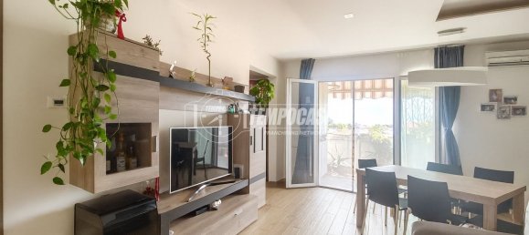 5 Schlafzimmer Wohnung in Massa, Italy, Nr. 364665 3